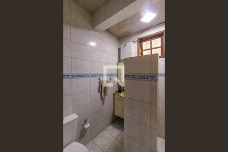 Casa à venda com 400m², 3 quartos e 7 vagas Casa à venda com 400m², 3 quartos e 7 vagasBanheiro da Área Gourmet