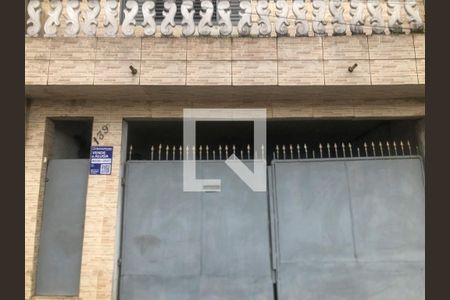 Casa à venda com 110m², 3 quartos e 2 vagas Casa à venda com 110m², 3 quartos e 2 vagasPlaca/Fachada