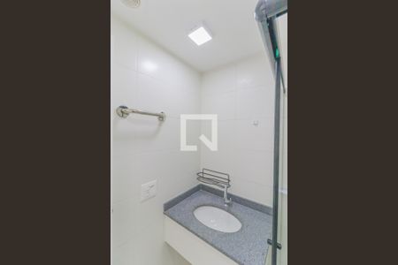 Banheiro de kitnet/studio à venda com 1 quarto, 27m² em Alto da Boa Vista, São Paulo