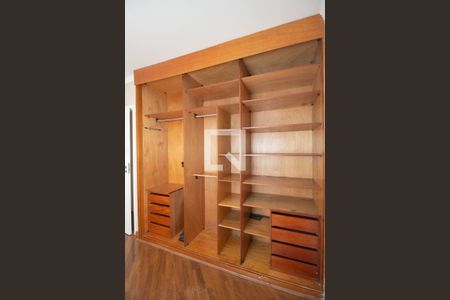 Apartamento para alugar com 53m², 2 quartos e 1 vaga Apartamento para alugar com 53m², 2 quartos e 1 vagaQuarto 2 - Armários