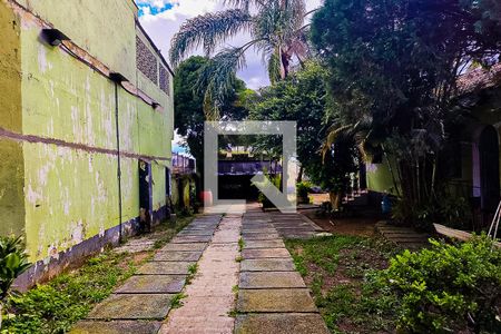 Casa à venda com 360m², 2 quartos e 6 vagasQuintal