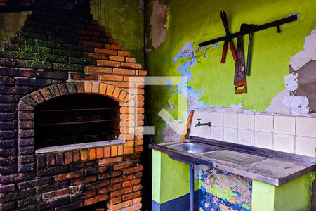 Casa à venda com 360m², 2 quartos e 6 vagasChurrasqueira