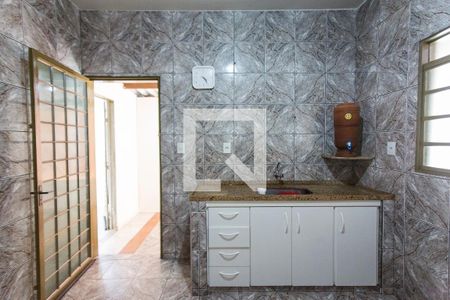 Casa para alugar com 250m², 5 quartos e 4 vagasCozinha