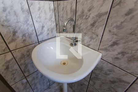 Casa para alugar com 250m², 5 quartos e 4 vagasBanheiro da Edicula