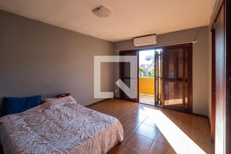 Casa à venda com 142m², 4 quartos e 2 vagasSuíte