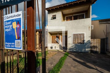 Casa à venda com 142m², 4 quartos e 2 vagasFachada