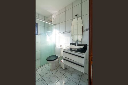 Casa à venda com 142m², 4 quartos e 2 vagasBanheiro da Suíte