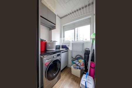 Apartamento à venda com 54m², 2 quartos e 1 vaga Apartamento à venda com 54m², 2 quartos e 1 vagaCozinha - Lavanderia