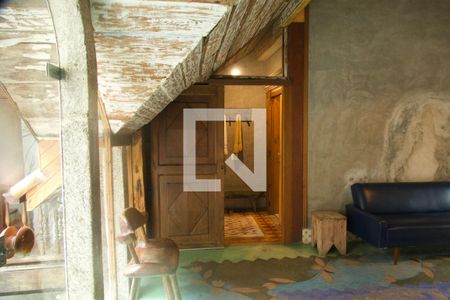 Casa à venda com 320m², 3 quartos e sem vaga Casa à venda com 320m², 3 quartos e sem vagaQuarto