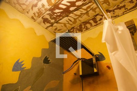 Casa à venda com 320m², 3 quartos e sem vaga Casa à venda com 320m², 3 quartos e sem vagaBanheiro social