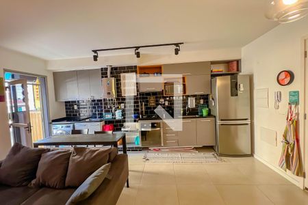 Sala/Cozinha de apartamento para alugar com 1 quarto, 44m² em Centro, Rio de Janeiro