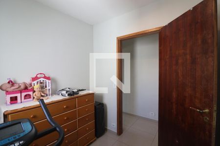 Casa à venda com 230m², 3 quartos e 2 vagasQuarto 3