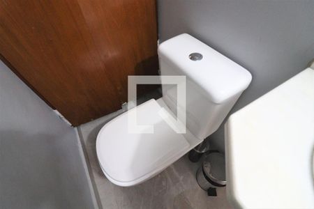 Casa à venda com 230m², 3 quartos e 2 vagasLavabo