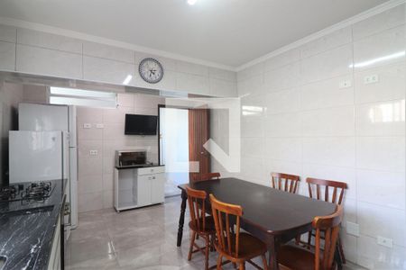 Casa à venda com 230m², 3 quartos e 2 vagasCozinha
