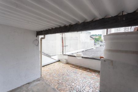Casa à venda com 100m², 2 quartos e 2 vagas Casa à venda com 100m², 2 quartos e 2 vagasLage