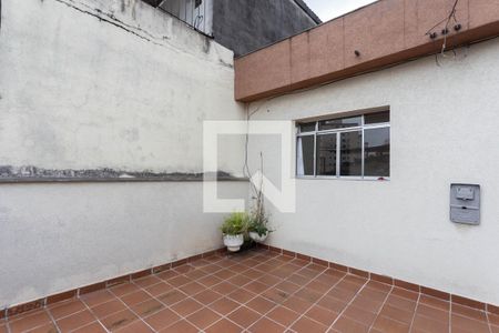 Casa à venda com 100m², 2 quartos e 2 vagas Casa à venda com 100m², 2 quartos e 2 vagasVaranda