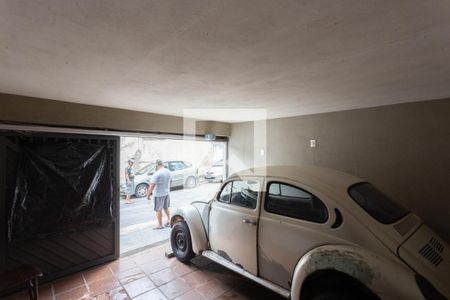 Casa à venda com 100m², 2 quartos e 2 vagas Casa à venda com 100m², 2 quartos e 2 vagasGaragem