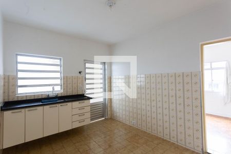 Casa à venda com 100m², 2 quartos e 2 vagas Casa à venda com 100m², 2 quartos e 2 vagasCozinha