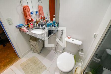 Apartamento à venda com 110m², 3 quartos e 2 vagas Apartamento à venda com 110m², 3 quartos e 2 vagasBanheiro da Suíte 1