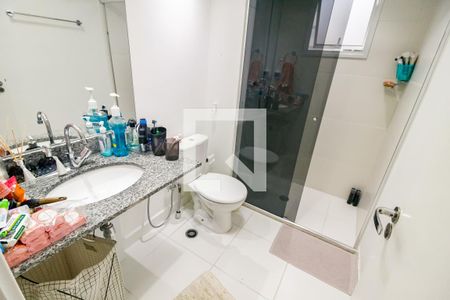 Apartamento à venda com 110m², 3 quartos e 2 vagas Apartamento à venda com 110m², 3 quartos e 2 vagasBanheiro da Suíte 1