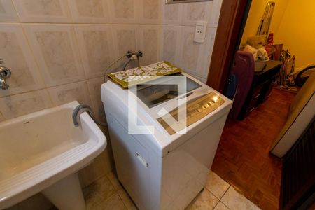 Apartamento para alugar com 75390m², 3 quartos e 1 vaga Apartamento para alugar com 75390m², 3 quartos e 1 vagaDetalhe da área de serviço