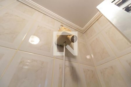 Apartamento para alugar com 75390m², 3 quartos e 1 vaga Apartamento para alugar com 75390m², 3 quartos e 1 vagaDetalhe do banheiro de serviço