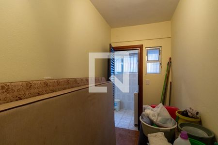 Apartamento para alugar com 75390m², 3 quartos e 1 vaga Apartamento para alugar com 75390m², 3 quartos e 1 vagaQuarto de serviço