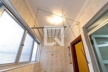 Apartamento para alugar com 75390m², 3 quartos e 1 vaga Apartamento para alugar com 75390m², 3 quartos e 1 vagaDetalhe da área de serviço