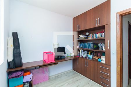 Casa à venda com 80m², 3 quartos e 1 vaga