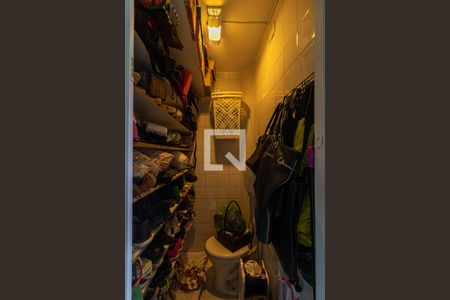 Apartamento à venda com 59m², 2 quartos e sem vagaBanheiro de serviço