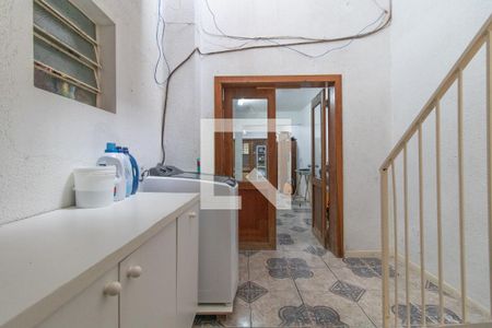 Casa à venda com 240m², 3 quartos e 2 vagasÁrea de Serviço