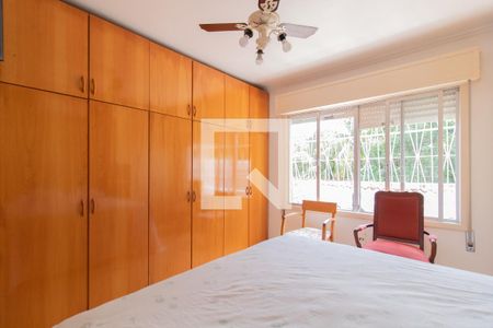 Casa à venda com 240m², 3 quartos e 2 vagasQuarto 3 - Suíte