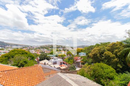 Casa à venda com 240m², 3 quartos e 2 vagasTerraço