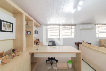 Casa à venda com 240m², 3 quartos e 2 vagasSala 2