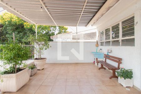 Casa à venda com 240m², 3 quartos e 2 vagasTerraço