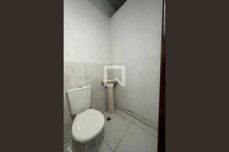 Casa para alugar com 140m², 3 quartos e 1 vagaBanheiro Externo