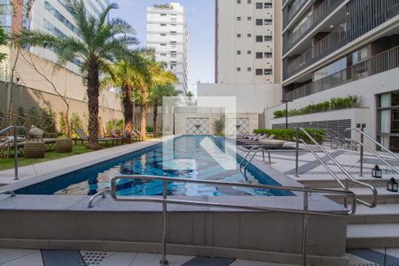 Studio para alugar com 28m², 1 quarto e sem vagaÁrea comum - Piscina
