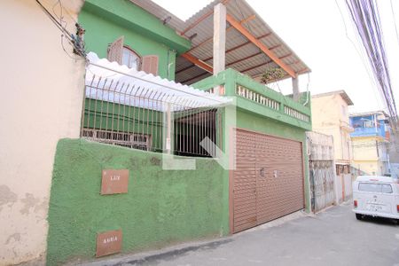 Casa à venda com 250m², 4 quartos e 3 vagasFachada