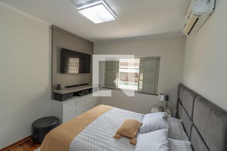 Casa à venda com 330m², 4 quartos e 4 vagas Casa à venda com 330m², 4 quartos e 4 vagasSuite 1