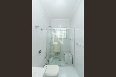 Casa à venda com 330m², 4 quartos e 4 vagas Casa à venda com 330m², 4 quartos e 4 vagasBanheiro da Suíte 4