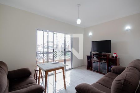 Sala de TV de casa para alugar com 2 quartos, 125m² em Veloso, Osasco