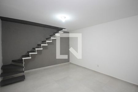 Sala de casa para alugar com 2 quartos, 100m² em Vila Nova, São Paulo