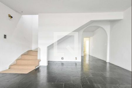 Sala de casa para alugar com 3 quartos, 150m² em Jardim Arpoador, São Paulo