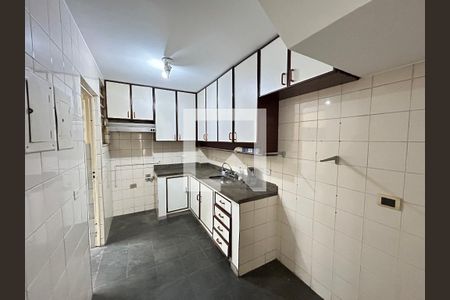 Casa à venda com 156m², 4 quartos e 1 vagaCozinha