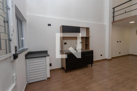 Sala com cozinha integrada  de apartamento para alugar com 1 quarto, 47m² em Centro, Diadema