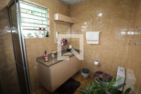 Casa para alugar com 130m², 3 quartos e 6 vagasBanheiro