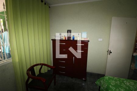 Casa para alugar com 130m², 3 quartos e 6 vagasQuarto