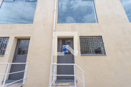 Casa para alugar com 54m², 1 quarto e sem vagaFachada