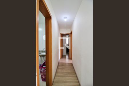 Corredor de apartamento à venda com 2 quartos, 50m² em Utinga, Santo André