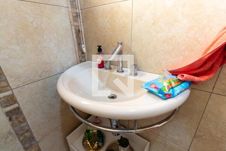 Casa à venda com 300m², 4 quartos e 3 vagasBanheiro 2